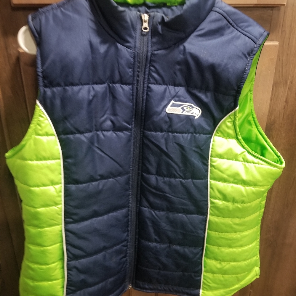 NFL team apparel